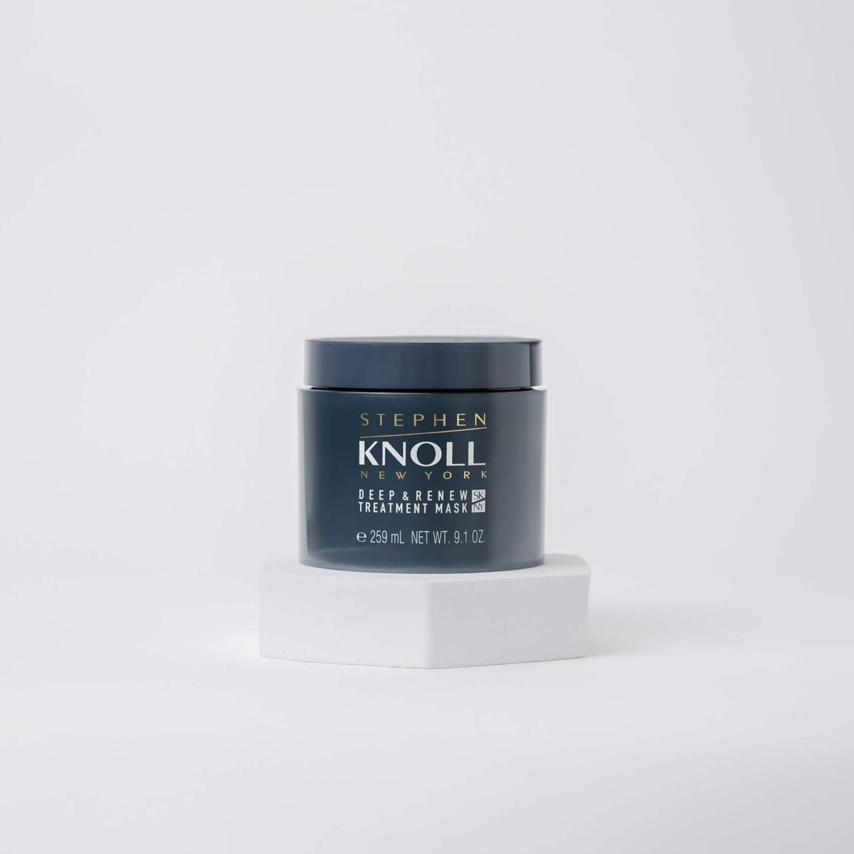 Stephen Knoll Deep & Renew Treatment Mask, 259 ml jar, studio shot