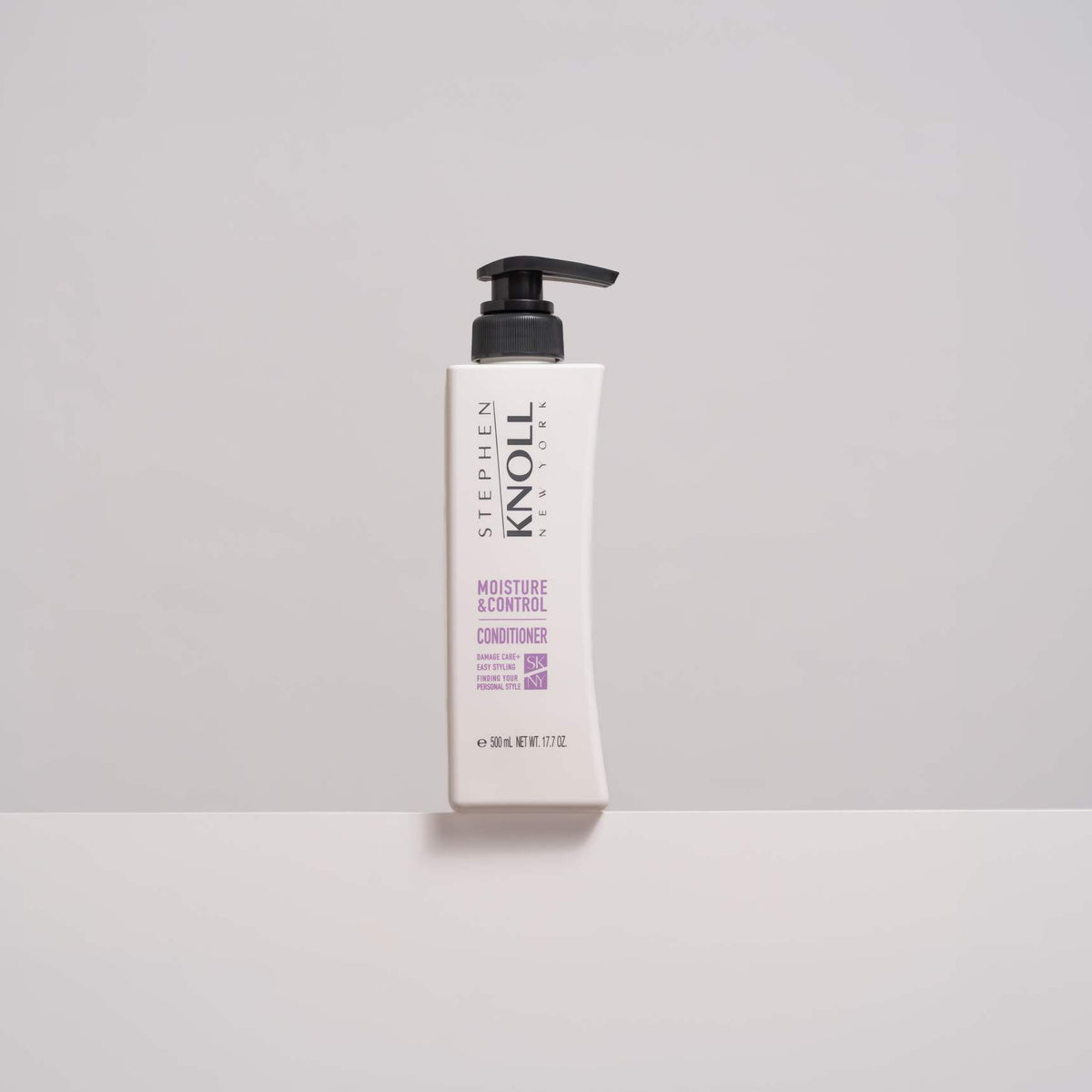 Stephen Knoll Moisture & Control Conditioner, 500 ml bottle, studio shot