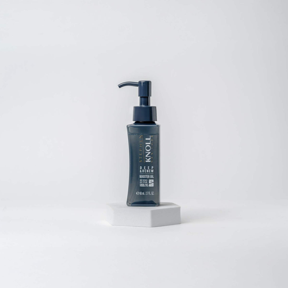 Stephen Knoll Deep & Renew Booster Oil, 80 ml bottle, studio shot